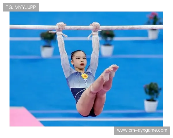 体操高低杠惊艳落地，挑战与魅力并存