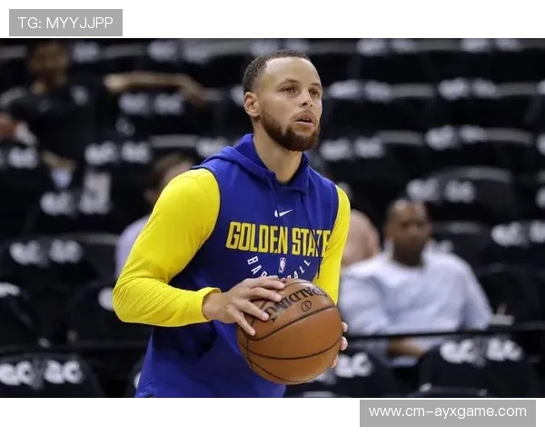 库里急停后仰命中,勇士主场再添胜绩 库里急停后仰命中,勇士主场再添胜绩