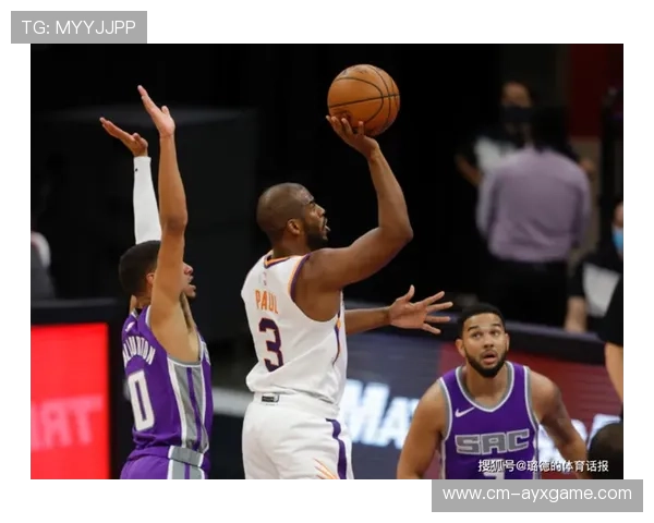 保罗高吊传球助攻队友轻松得分