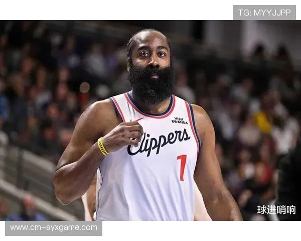 哈登穿针传球,快船攻守转换做到极致 哈登穿针传球,快船攻守转换做到极致