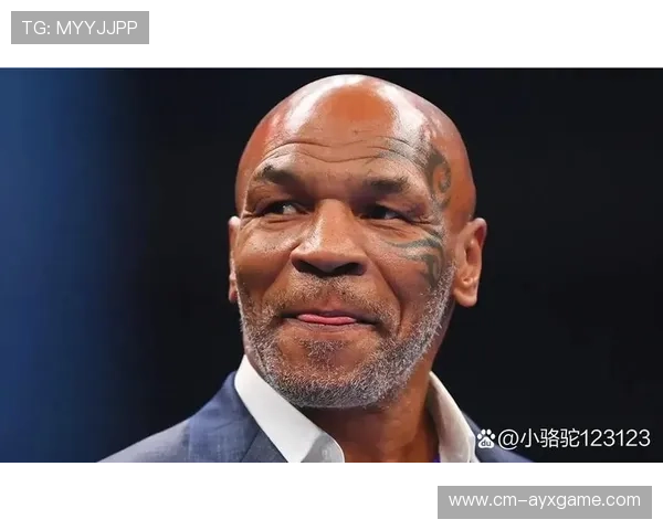 拳王跨级别大战：重拳打破对手鼻梁